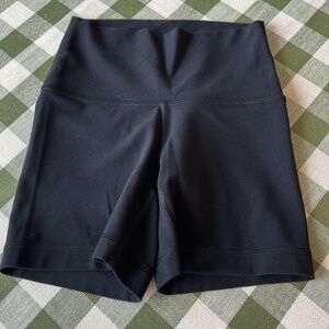 Aritzia TNA biker shorts